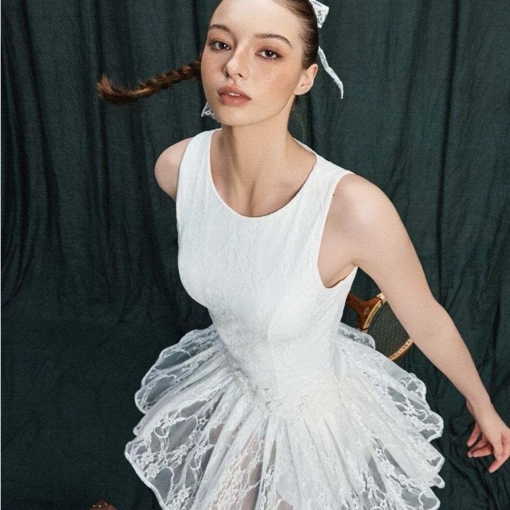 Elegant White Lace Dress